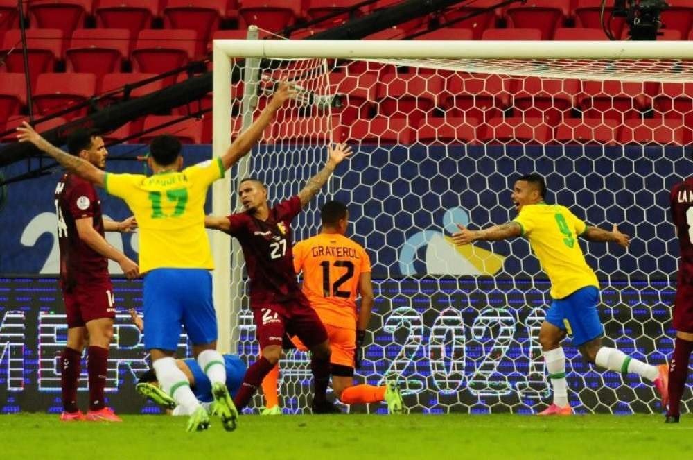 Imagens da partida entre Brasil e Venezuela neste domingo (13/6)