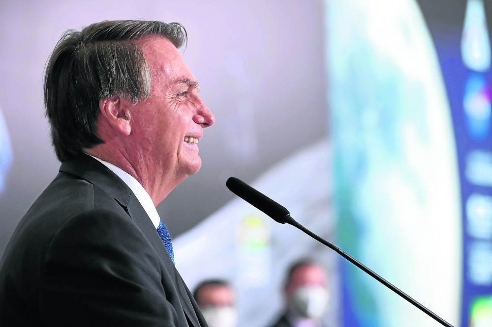 Bolsonaro critica Cuba: 'manifestantes receberam borrachada, pancada e prisão'