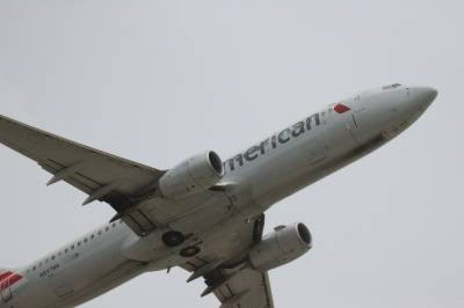 O avião foi escoltado por duas aeronaves da força aérea enquanto se aproximava de Fiumicino - (crédito: JOE RAEDLE) O avião foi escoltado por duas aeronaves da força aérea enquanto se aproximava de Fiumicino - (crédito: JOE RAEDLE)