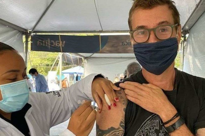 Dinho Ourto Preto mora em São Paulo, estado que já vacina pessoas com 50 anos ou mais -  (crédito: divulgação/ instagram)