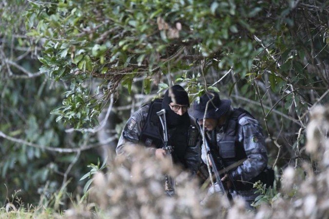 Buscas por Lázaro Barbosa em Girassol (GO), acusado de assassinar uma família em Ceilândia