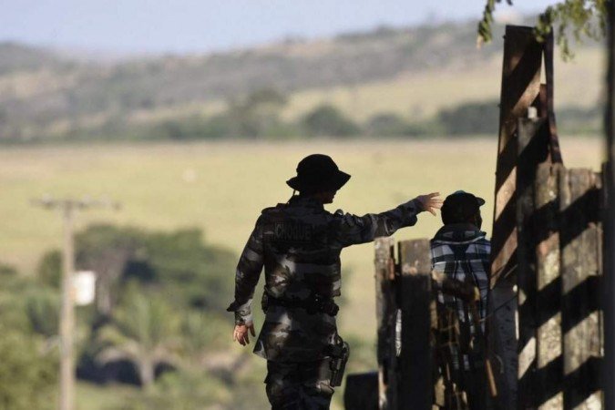 Buscas por Lázaro Barbosa em Girassol (GO), acusado de assassinar uma família em Ceilândia