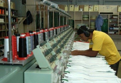 Indústrias, fábricas,Confecção Cobra D'agua,Confecção de roupas

Vila velha (ES) 19.05.2006 - Foto Miguel Ângelo -  (crédito: Miguel Ângelo/CNI/Direitos Reservados) -Indústrias, fábricas,Confecção Cobra D'agua,Confecção de roupas

Vila velha (ES) 19.05.2006 - Foto Miguel Ângelo -  (crédito: Miguel Ângelo/CNI/Direitos Reservados)