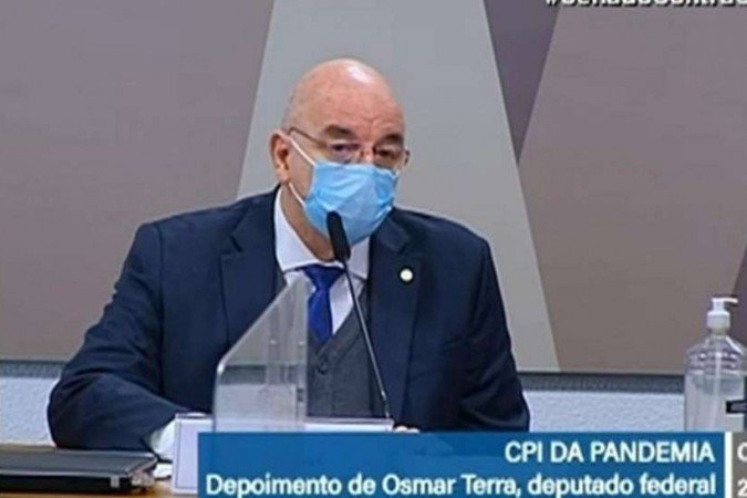 Deputado Osmar Terra depõe na CPI da Covid