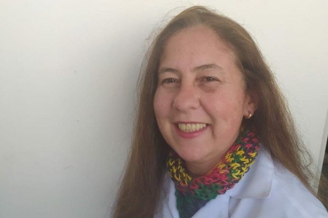 A professora Alessandra Wigneron, que d&aacute; aulas de f&iacute;sica no Centro Educacional Sigma, localizado na Asa Sul.