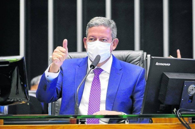 Após conversar com ministro, Arthur Lira chegou a falar em Após conversar com ministro, Arthur Lira chegou a falar em