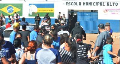 Policiais das forças de segurança de Goiás e do DF montaram uma base de apoio no distrito de Girassol (GO) durante a caçada a Lázaro