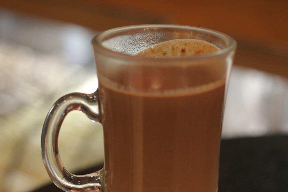 No Dia Mundial de Chocolate, aprenda cinco receitas de chocolate quente cremoso