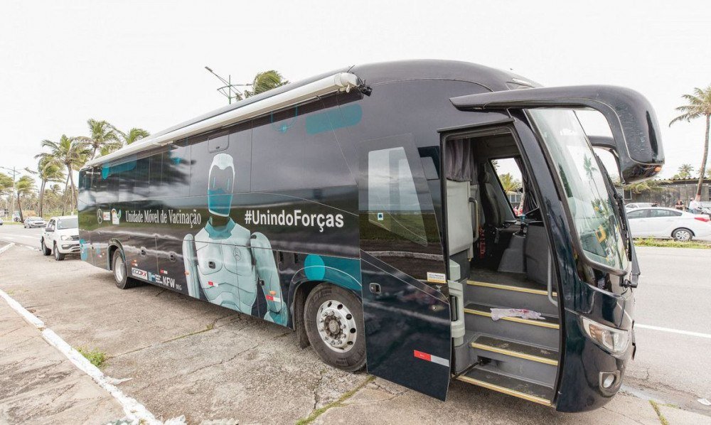 Cruz Vermelha estende permanência de Ônibus da Vacina em Maceió