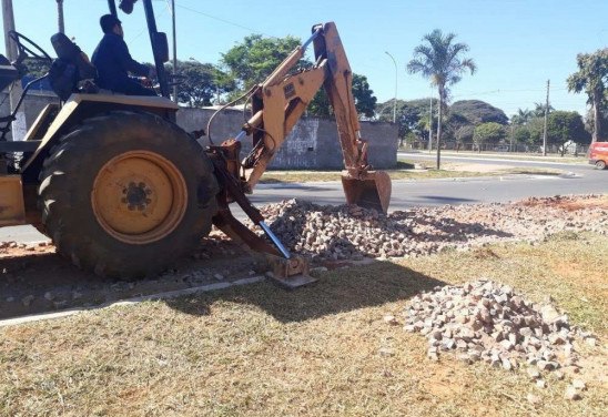 GDF Presente recupera orla em Brazlândia e pavimenta aveni…