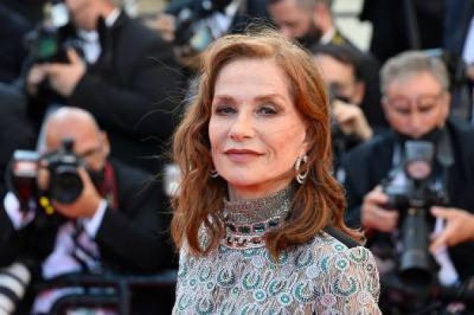 Isabelle Huppert no filme Aline, a voz do amor