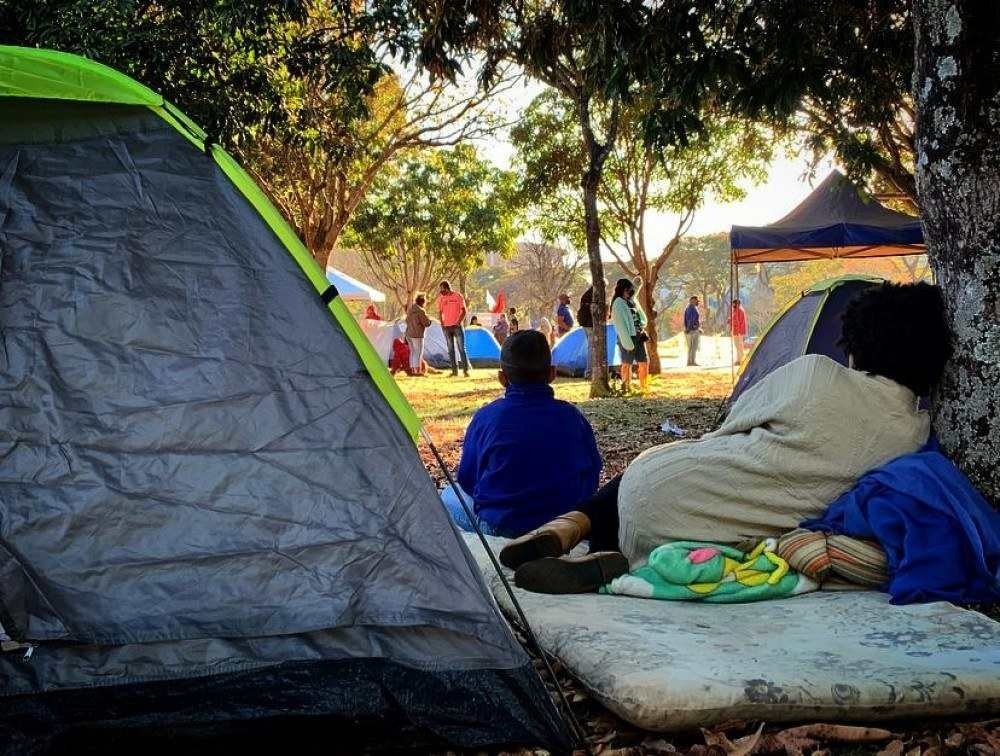 protesto em frente ao Centro de Convenções