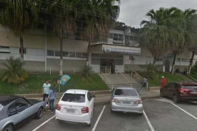 O suspeito foi conduzido pela PM à 7ª Delegacia Regional de Polícia Civil de Juiz de Fora, que ratificou o flagrante. O dentista foi solto pouco depois - (crédito: Google Street View/Reprodução) O suspeito foi conduzido pela PM à 7ª Delegacia Regional de Polícia Civil de Juiz de Fora, que ratificou o flagrante. O dentista foi solto pouco depois - (crédito: Google Street View/Reprodução)