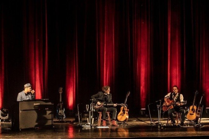 Clássicos dos últimos 39 anos fazem parte do repertório da live -  (crédito: Perfexx/ Divulgação)