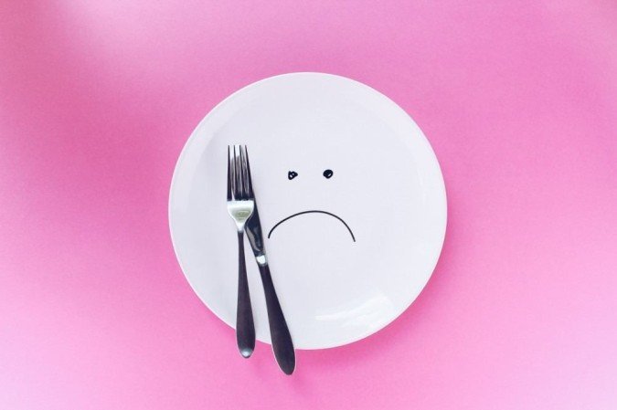 The Empty, Hungry Plate. Catálogo de Pensamentos/Unsplash - (crédito: Catálogo de Pensamentos/Unsplash) The Empty, Hungry Plate. Catálogo de Pensamentos/Unsplash - (crédito: Catálogo de Pensamentos/Unsplash)