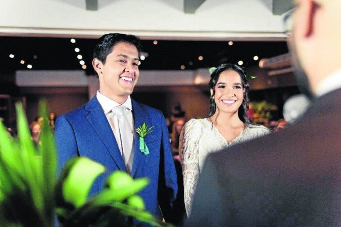Tayllon e Loaynne Alves optaram por um casamento intimista - (crédito: Arquivo Pessoal) Tayllon e Loaynne Alves optaram por um casamento intimista - (crédito: Arquivo Pessoal)
