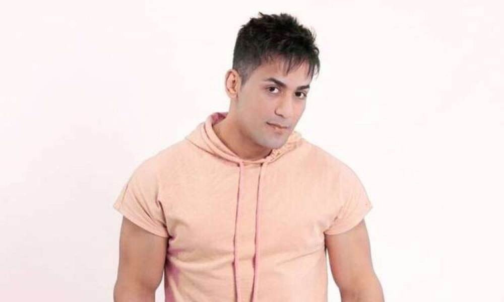 Tiago Piquilo quebra o silêncio e explica término com Tânia Mara