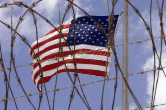 Segundo Trump, o uso da prisão de Guantánamo duplicaria a capacidade para reter os imigrantes - (crédito: PAUL J. RICHARDS) Segundo Trump, o uso da prisão de Guantánamo duplicaria a capacidade para reter os imigrantes - (crédito: PAUL J. RICHARDS)