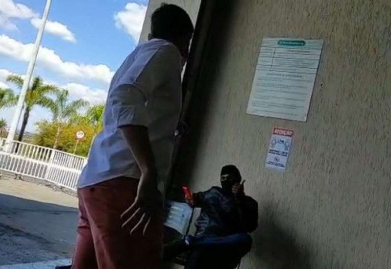 Entregadores farão ato contra discriminação em frente a shopping nesta terça