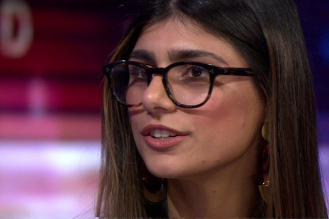 Quem é Mia Khalifa Ex Atriz Pornô Citada Na Cpi Que Se Ofereceu Para