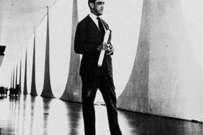 Oscar Niemeyer.