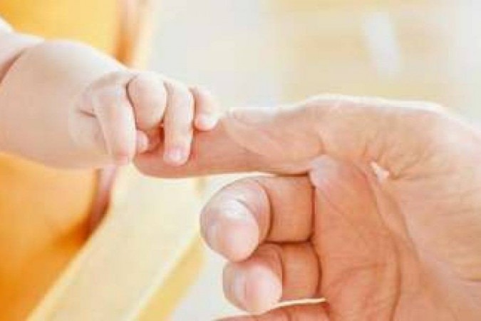 Dupla paternidade: Justiça determina que criança terá nome de dois pais na certidão