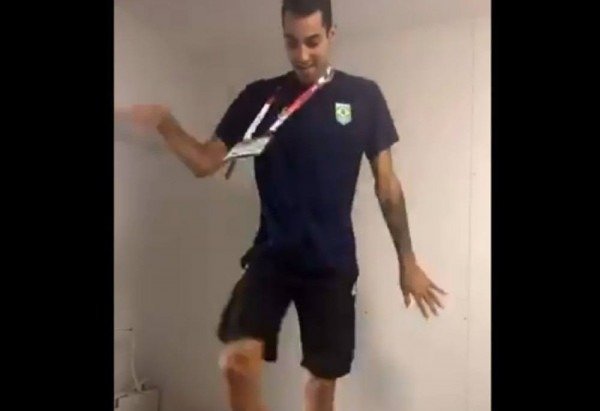 Avisa o 