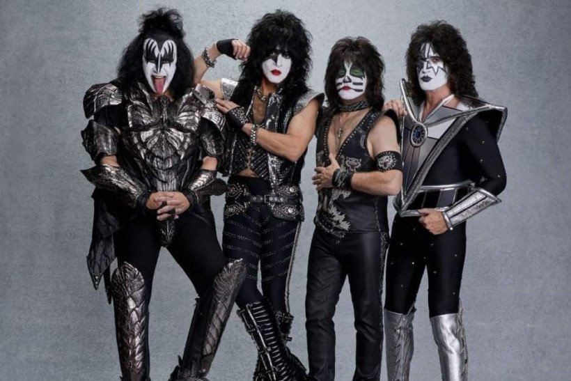 Gene Simmons, do Kiss, fala sobre situação do Brasil: 