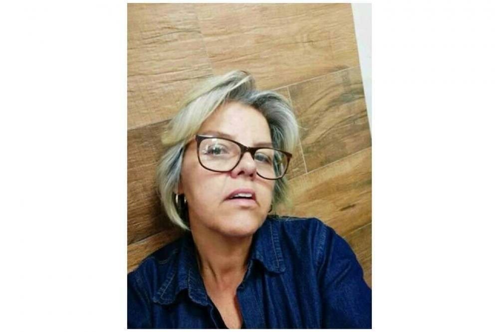 Ao natural: como assumir o cabelo branco com muito estilo