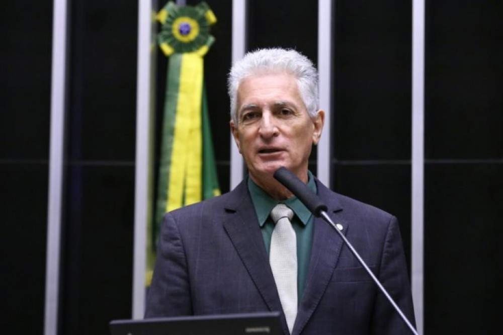 PT na Câmara quer CPI sobre caso de joias ilegais para Michelle Bolsonaro