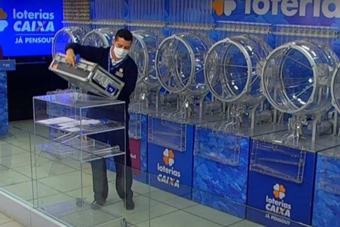 Será que sextou com uma graninha no bolso para você? -  (crédito: Reprodução/YouTube)