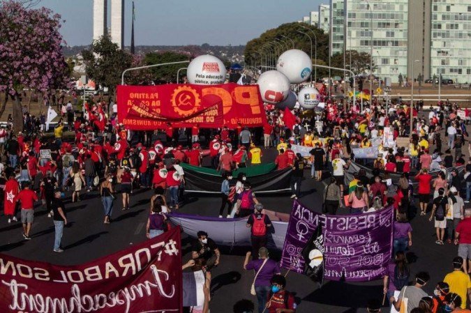 manifestação contra Bolsonaro em Brasília em 24 de julho 
