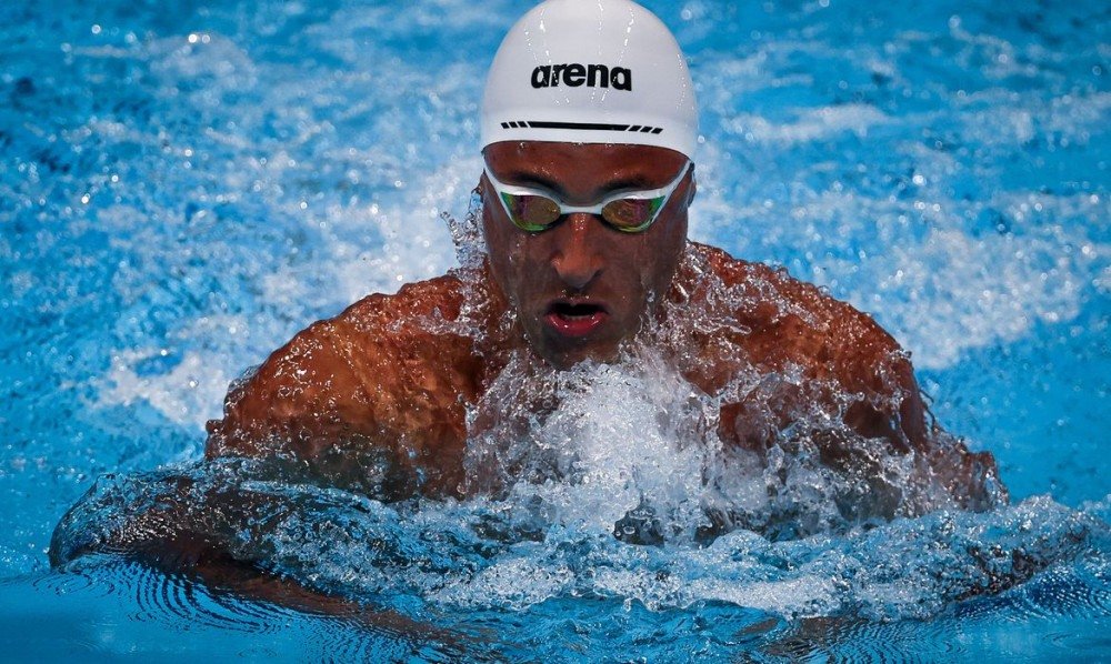 Natação: Felipe Lima vai às semifinais dos 100m nado peito