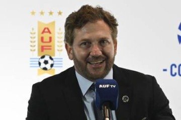 Alejandro Domínguez disse que Libertadores sem times brasileiros seria 'impossível', pois seria como 'Tarzan sem Chita' -  (crédito: PABLO PORCIUNCULA)