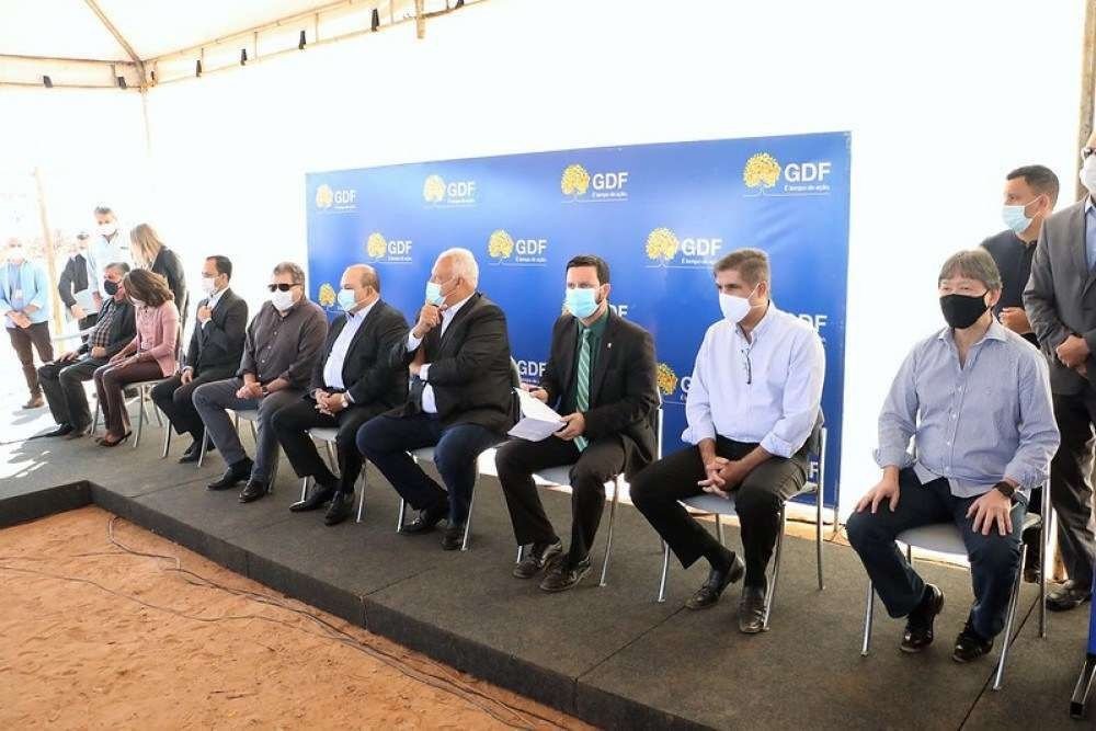 Assinatura da ordem de serviço para 1ª etapa das obras de implantação do Parque Burle Marx