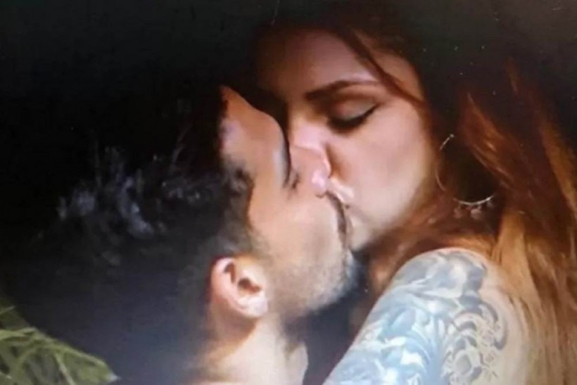 Casal punido por sexo em reality show da Netflix: Estava em estágio de  doença