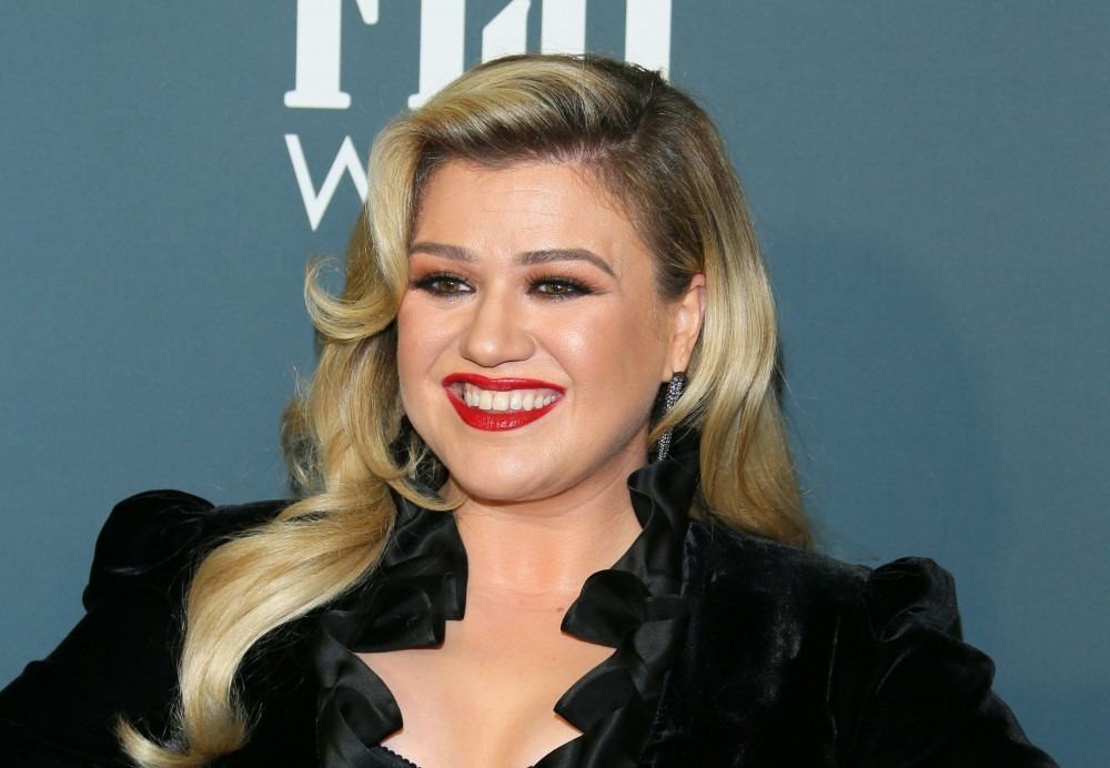 Kelly Clarkson abre o jogo sobre perda de peso: 