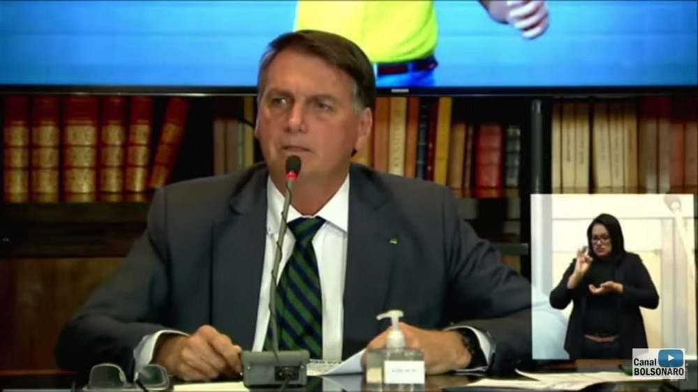 Ministros do TSE avaliam processar Bolsonaro por fake news sobre eleições