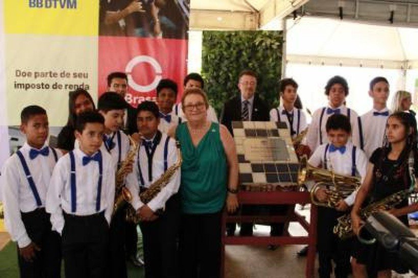 Casa Azul ganha Prêmio Melhores ONGs entre 100 instituições do país