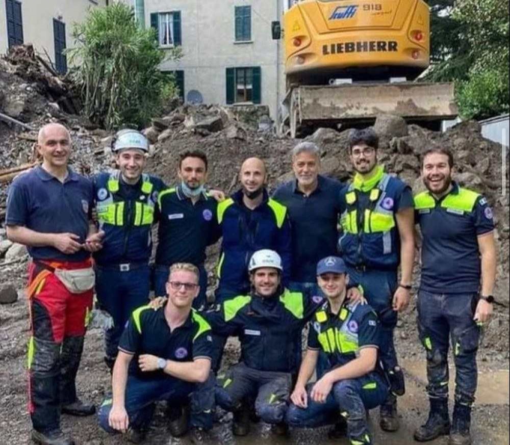 George Clooney aiuta le vittime di tempeste e frane in Italia
