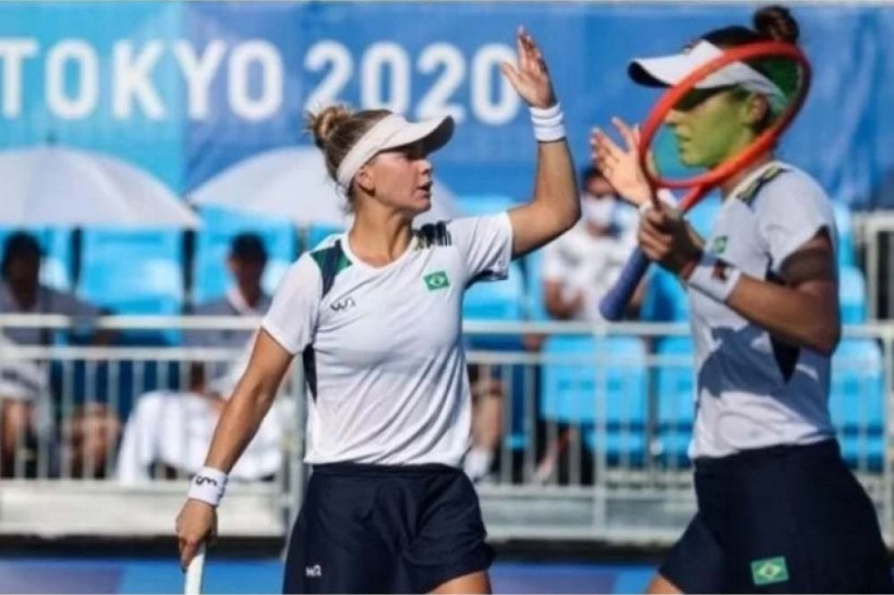 Medalhistas de bronze, Stefani e Pigossi foram inscritas na Olimpíada sem saber