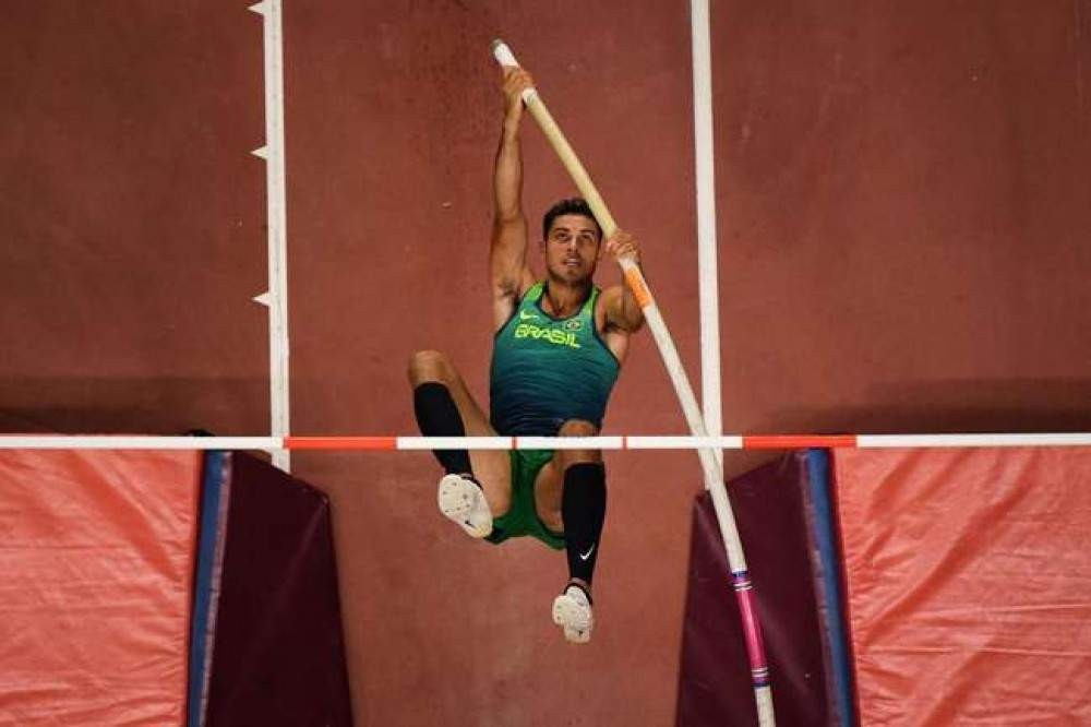 Thiago Braz salta 5,87m e conquista medalha de bronze nos Jogos de Tóquio