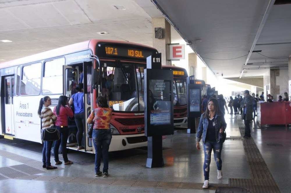 Na volta às aulas, é preciso atualizar o cadastro do passe livre estudantil