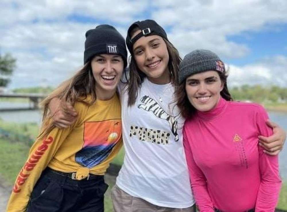Dora Varella, Isadora Pacheco e Yndiara Asp estreiam em Tóquio-2020 no Skate Park 