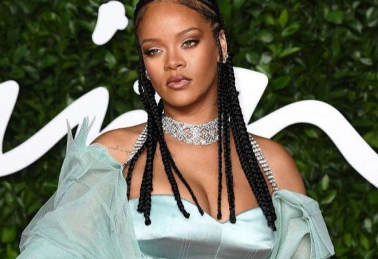 Rihanna/Instagram/Reprodução