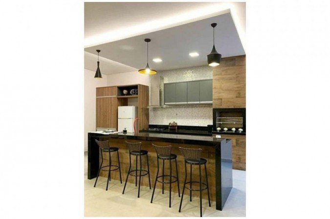 Em apartamentos ou locais fechados, o uso de churrasqueira el&eacute;trica ou embutida &eacute; uma boa op&ccedil;&atilde;o 