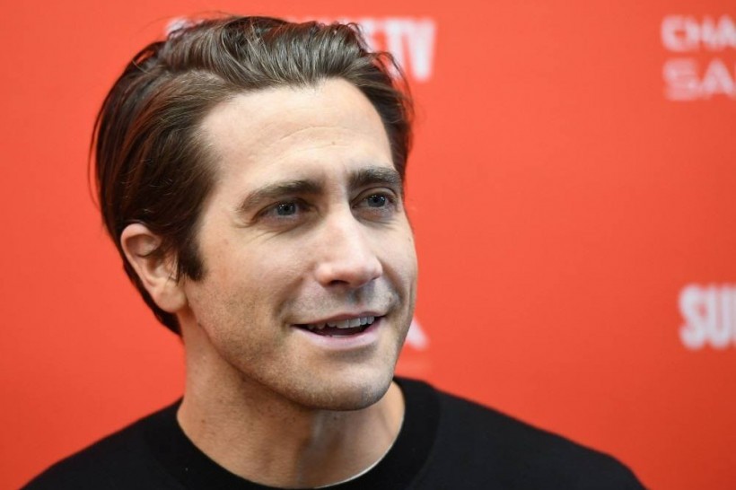 Nova moda? Jake Gyllenhaal acha desnecessário tomar muitos banhos