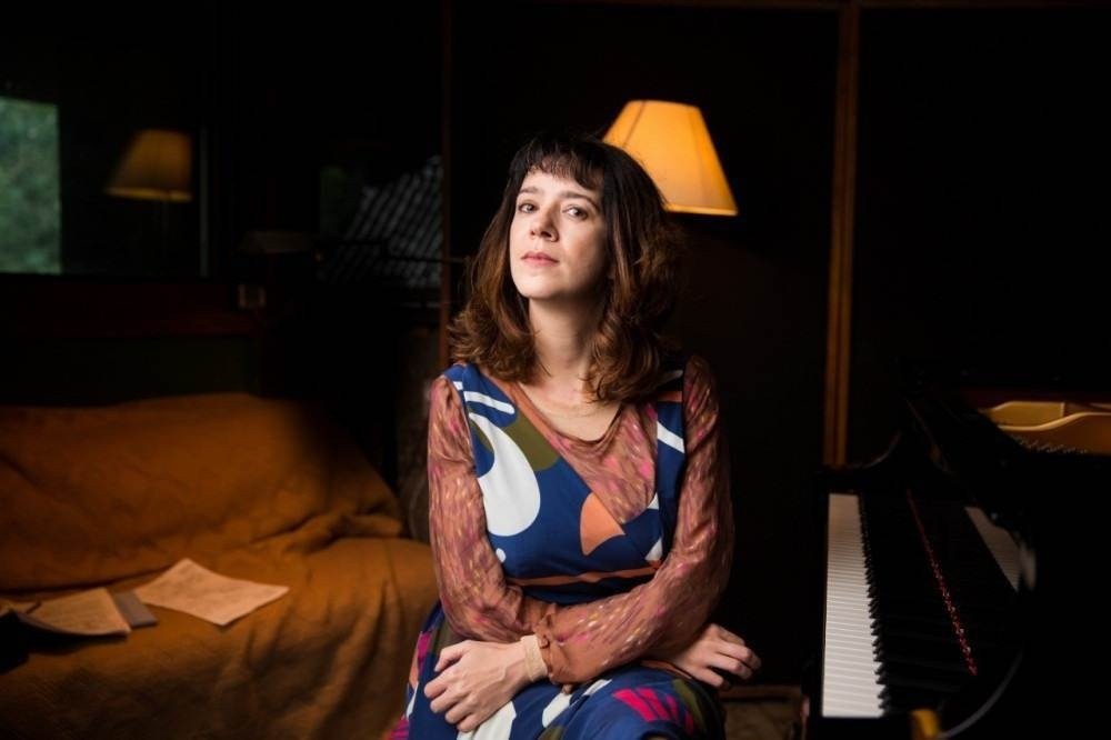 Erika Ribeiro lança primeiro disco solo com referências ao Brasil e à Rússia