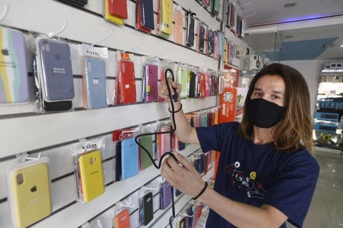 Lucas espera poder contribuir para a Previdência Social em breve