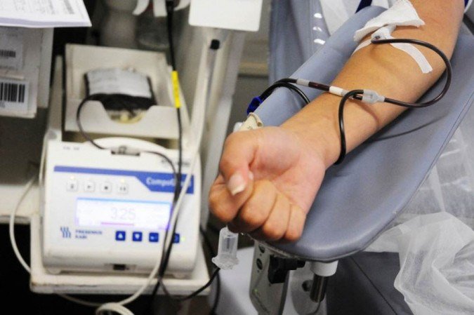 Em julho, 35 pessoas não puderam doar sangue porque haviam se vacinado recentemente - (crédito: A foto: Breno Esaki/Agência Saúde DF) Em julho, 35 pessoas não puderam doar sangue porque haviam se vacinado recentemente - (crédito: A foto: Breno Esaki/Agência Saúde DF)